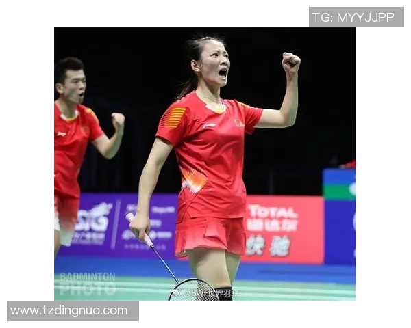 成都羽毛球队在邀请赛中以75分稳居积分榜首位竞争激烈引人关注