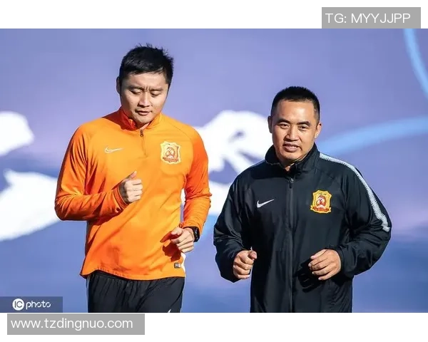 武汉卓尔足球明星的崛起与未来展望：从青训到职业联赛的辉煌之路